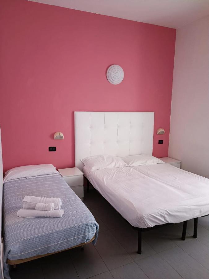 Hotel Villa Elisa Ріміні Екстер'єр фото
