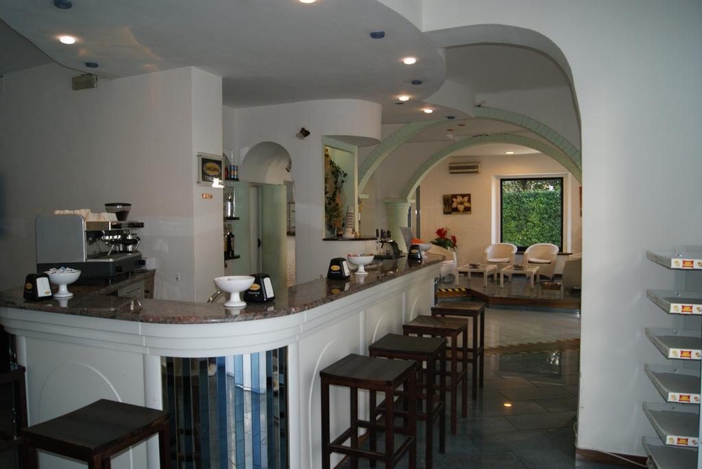 Hotel Villa Elisa Ріміні Екстер'єр фото