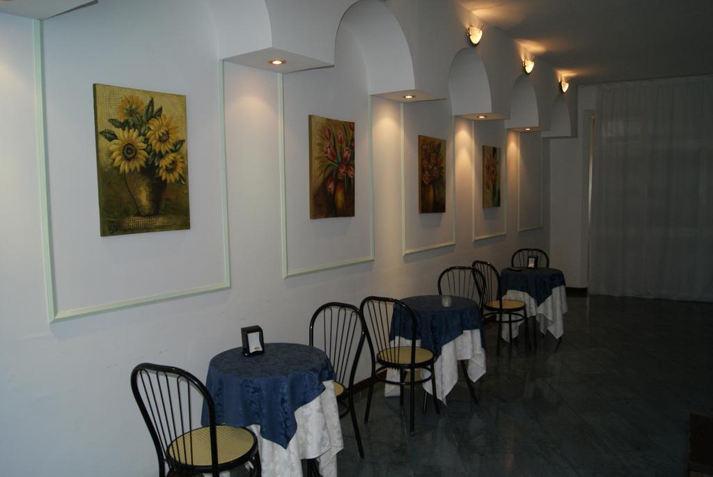 Hotel Villa Elisa Ріміні Екстер'єр фото