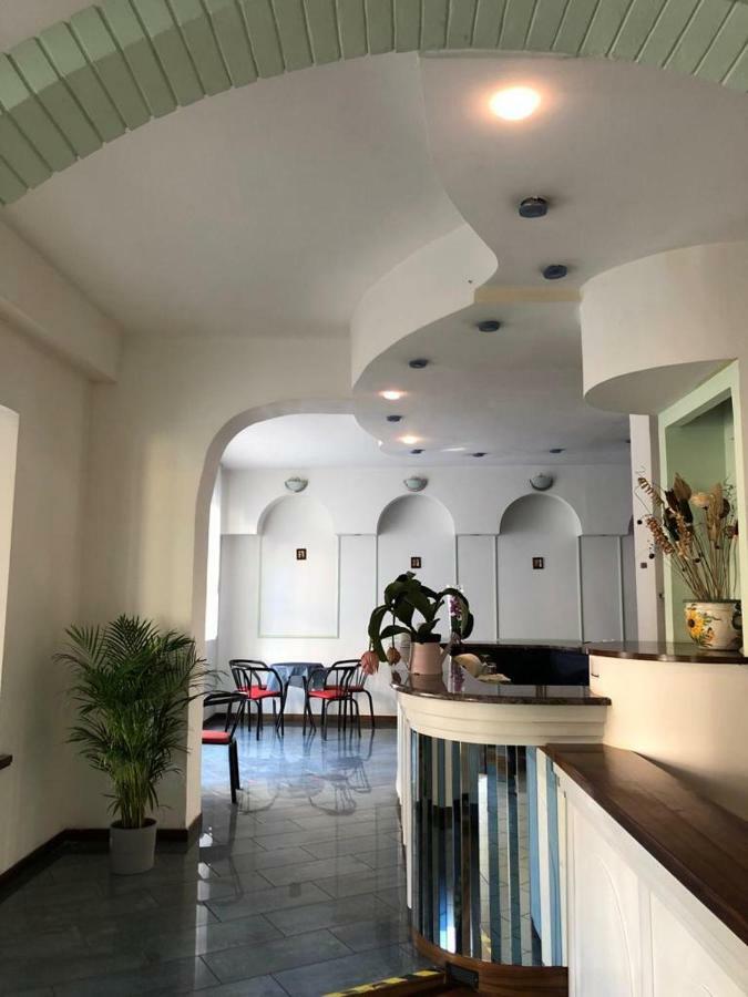 Hotel Villa Elisa Ріміні Екстер'єр фото