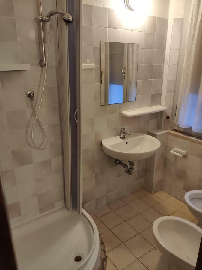 Hotel Villa Elisa Ріміні Екстер'єр фото